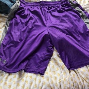 Men’s underarmour shorts